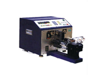 LM-200+T全電腦裁線(xiàn)剝皮扭線(xiàn)機(jī)